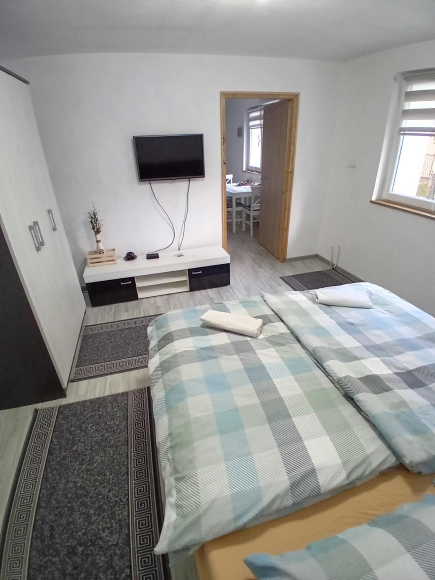 Aurora Apartment วิโซโค ภายนอก รูปภาพ